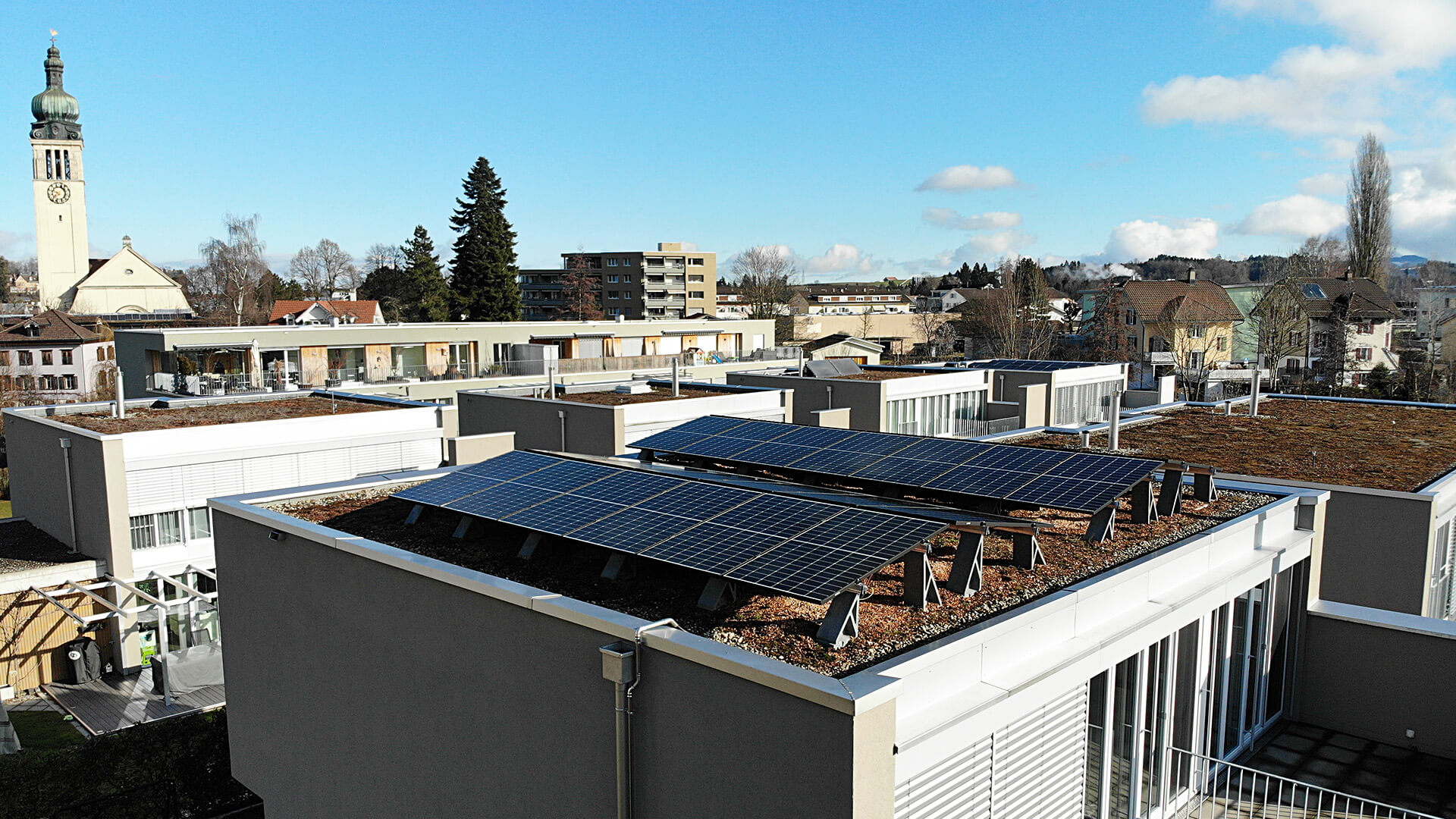 Gründach PV-System Buochs